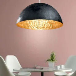 Lampadari Moderni-Selezionato da Mazzolaluce Lampadario cupola esterno nero interno oro martellato