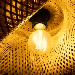 Lampadari Cucina-Selezionato da Mazzolaluce Lampadario da cucina in rattan e bambu'