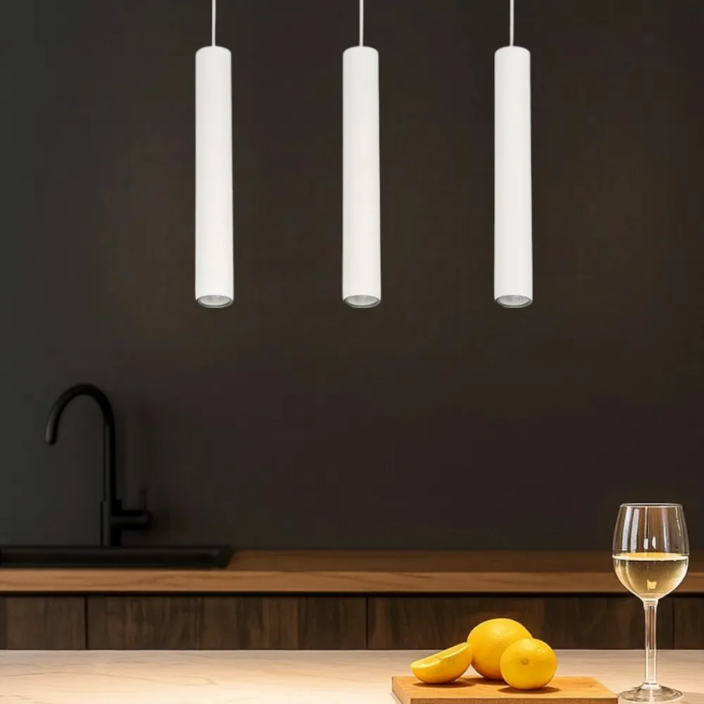 Lampadari Cucina-Selezionato da Mazzolaluce Lampadario da cucina tre luci cilindri bianco
