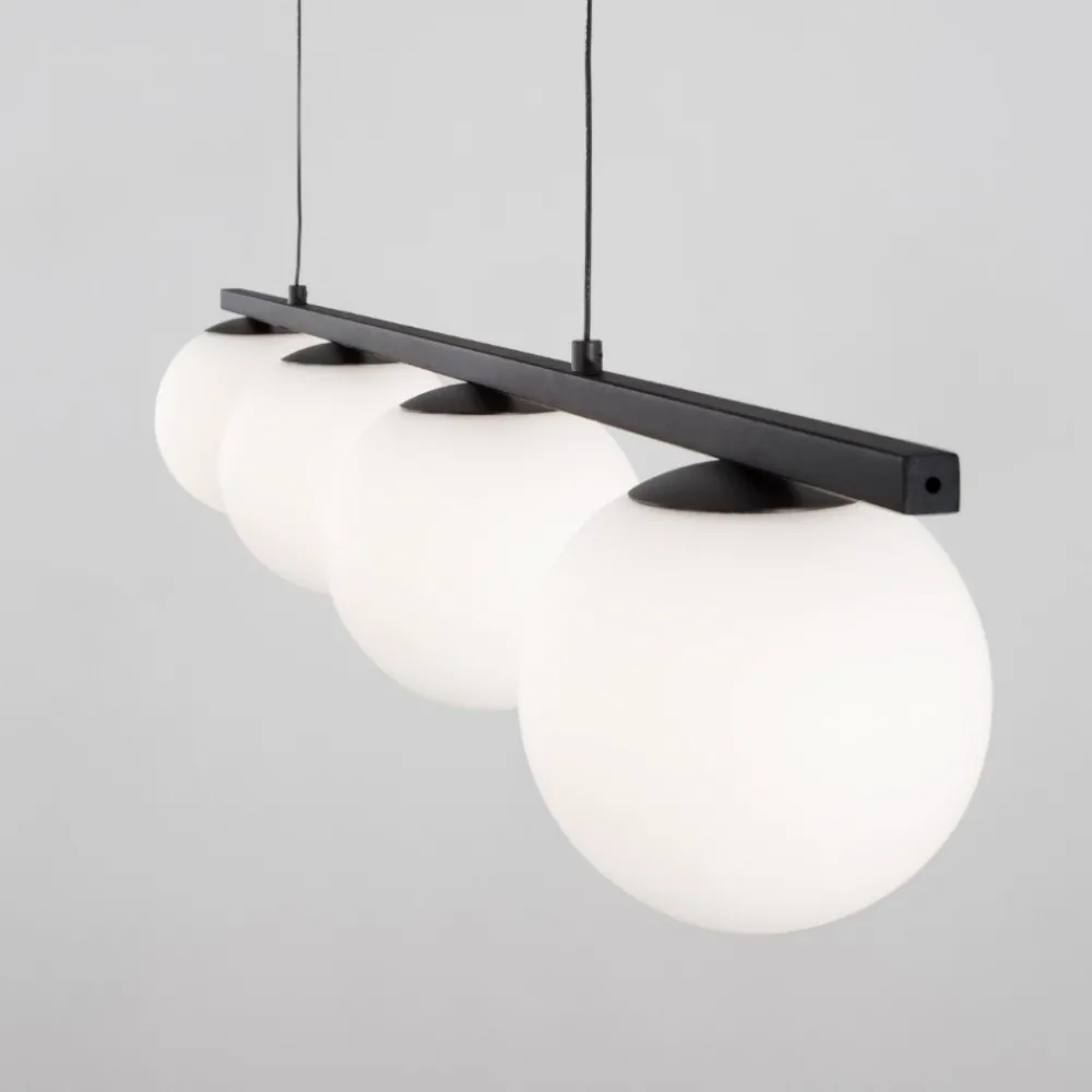 Lampadari Moderni-Selezionato da Mazzolaluce Lampadario da soggiorno nero sfere vetro led 32w 3200k moderno