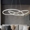 Lampadari Moderni-Selezionato da Mazzolaluce Lampadario design cromato per soggiorno moderno