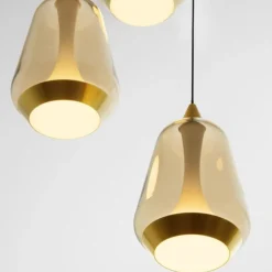 Lampadari Cucina-Selezionato da Mazzolaluce Lampadario design da cucina tre luci vetro oro led 3000k dimmerabile