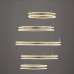 Lampadari Moderni-Selezionato da Mazzolaluce Lampadario design moderno anelli oro led 444w 3000k dimmerabile