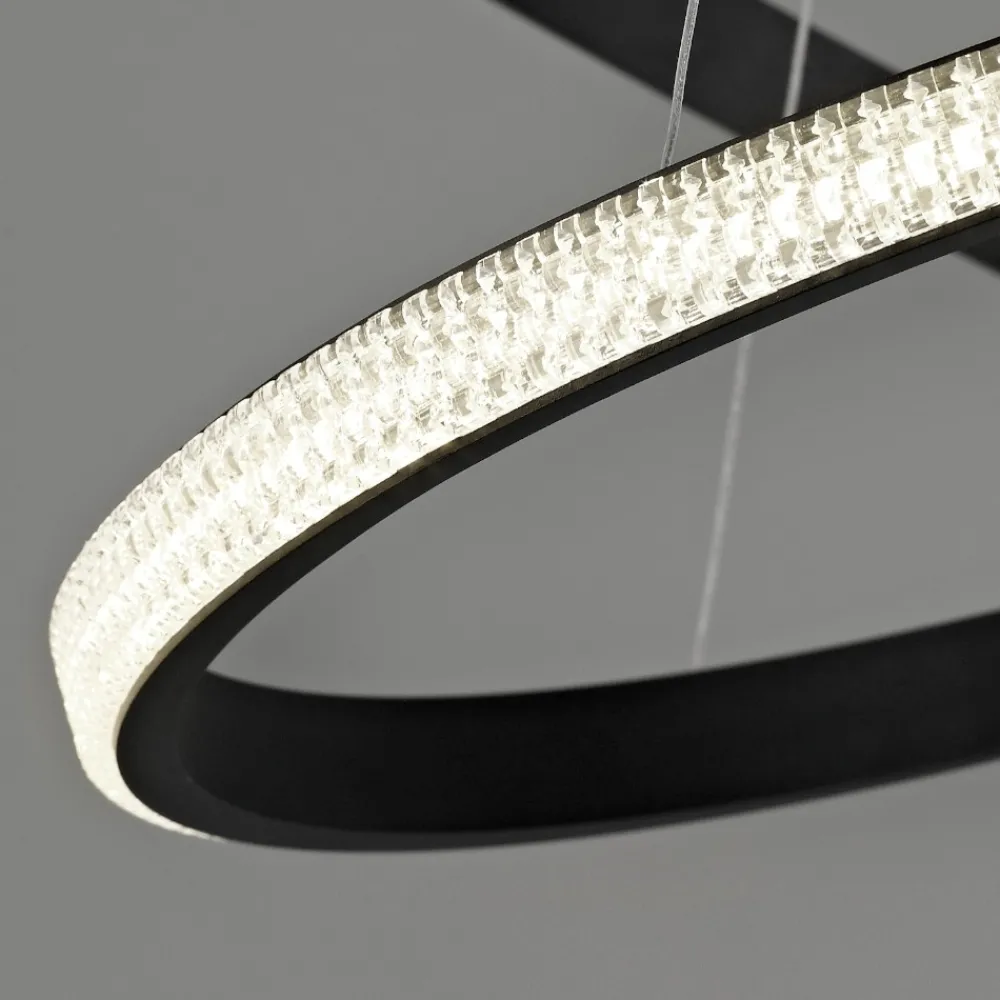 Lampadari Moderni-Selezionato da Mazzolaluce Lampadario design moderno cerchi nero led per salone