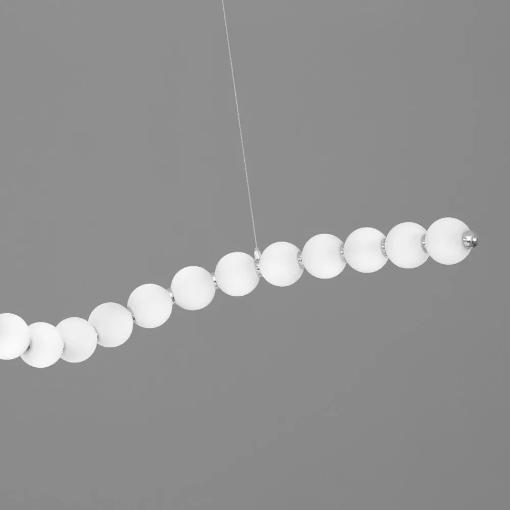 Lampadari Moderni-Selezionato da Mazzolaluce Lampadario design moderno cromo bocce vetro bianco opaco led 3000k dimmerabile