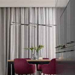 Lampadari Moderni-Selezionato da Mazzolaluce Lampadario design nero led per salone moderno