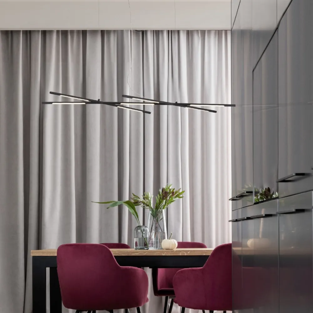 Lampadari Moderni-Selezionato da Mazzolaluce Lampadario design nero led per salone moderno