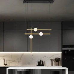 Lampadari Moderni-Selezionato da Mazzolaluce Lampadario design oro nero per soggiorno moderno