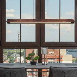 Lampadari Cucina-Selezionato da Mazzolaluce Lampadario di legno per tavolo in cucina