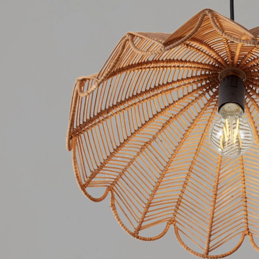 Lampadari Cucina-Selezionato da Mazzolaluce Lampadario di rattan miele intrecciato per cucina
