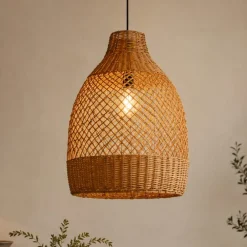 Lampadari Moderni-Selezionato da Mazzolaluce Lampadario di rattan miele intrecciato per sala da pranzo