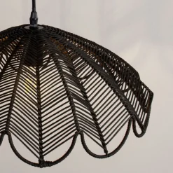 Lampadari Cucina-Selezionato da Mazzolaluce Lampadario di rattan nero per cucina