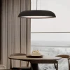 Lampadari Cucina-Selezionato da Mazzolaluce Lampadario disco nero a sospensione led 44w 3000k per sala da pranzo