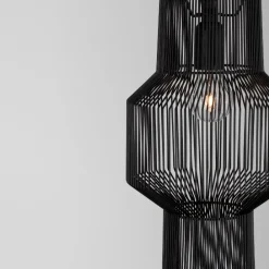 Lampadari Moderni-Selezionato da Mazzolaluce Lampadario fili di tessuto nero design moderno