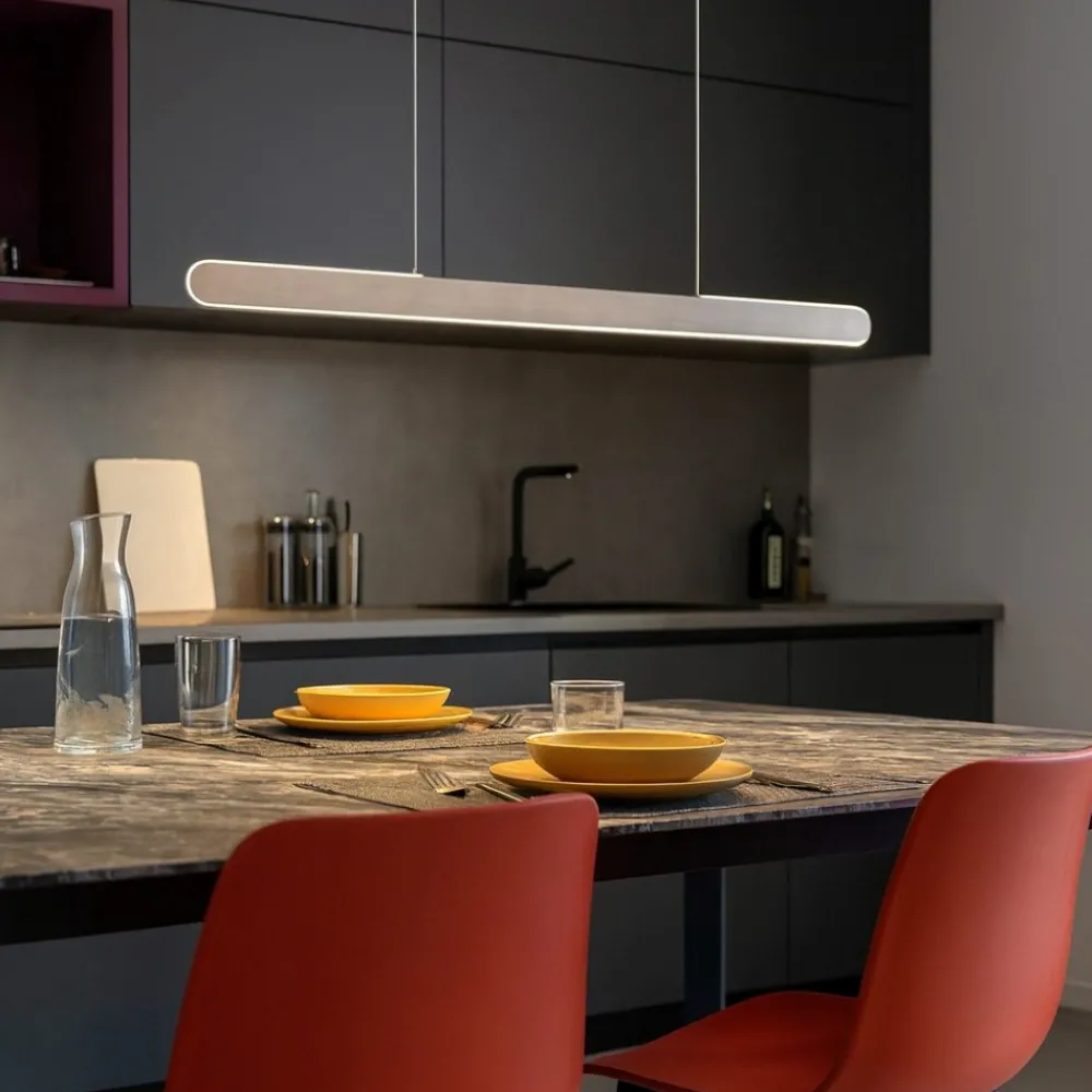 Lampadari Cucina-Selezionato da Mazzolaluce Lampadario grigio orizzontale per cucina led touch dimmerabile