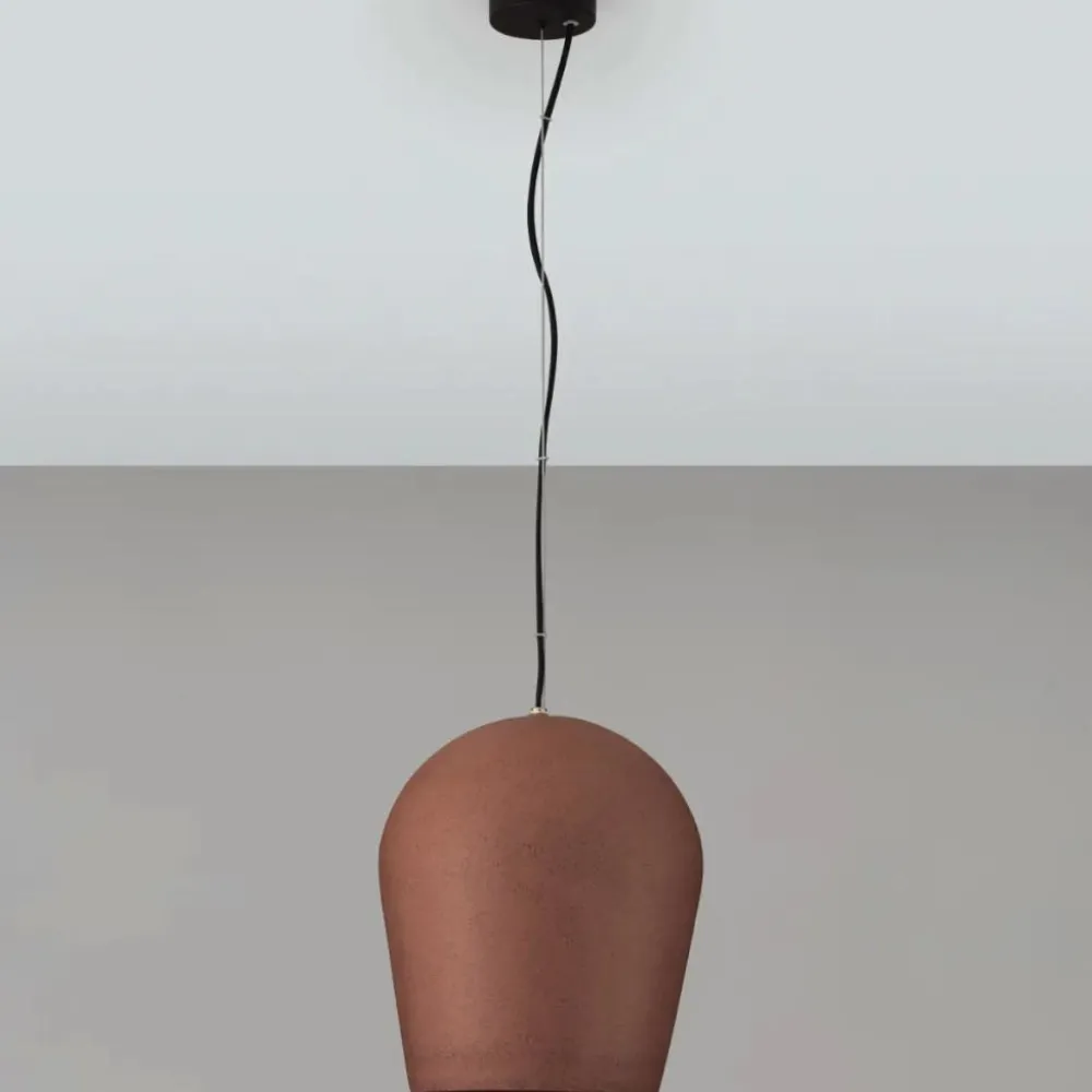 Lampadari Moderni-Selezionato da Mazzolaluce Lampadario in cemento arenaria rosso per esterno ip55 29cm
