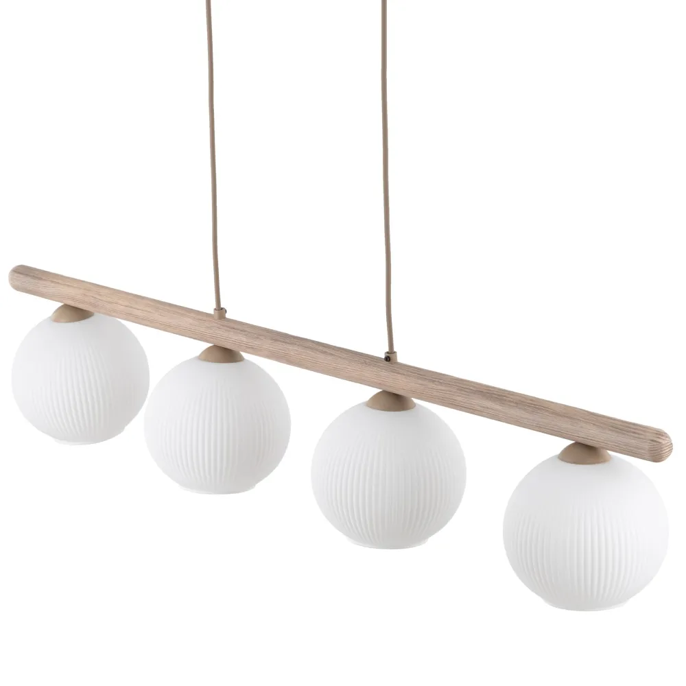 Lampadari Cucina-Selezionato da Mazzolaluce Lampadario in legno e vetro per tavolo da cucina