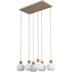 Lampadari Moderni-Selezionato da Mazzolaluce Lampadario in legno e vetro per soggiorno moderno con pendenti a sospensione