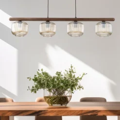 Lampadari Moderni-Selezionato da Mazzolaluce Lampadario in legno sfere di vetro cognac trasparente per sala da pranzo