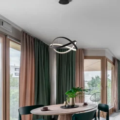 Lampadari Moderni-Selezionato da Mazzolaluce Lampadario led design moderno nero oro per sala da pranzo