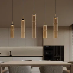Lampadari Moderni-Selezionato da Mazzolaluce Lampadario led design per tavolo da pranzo vetri ambra