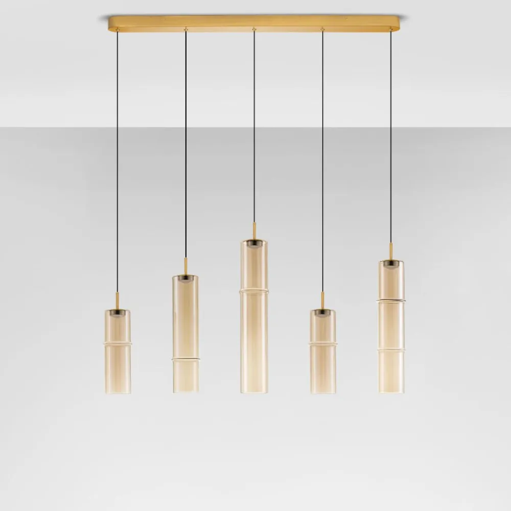 Lampadari Moderni-Selezionato da Mazzolaluce Lampadario led design per tavolo da pranzo vetri ambra