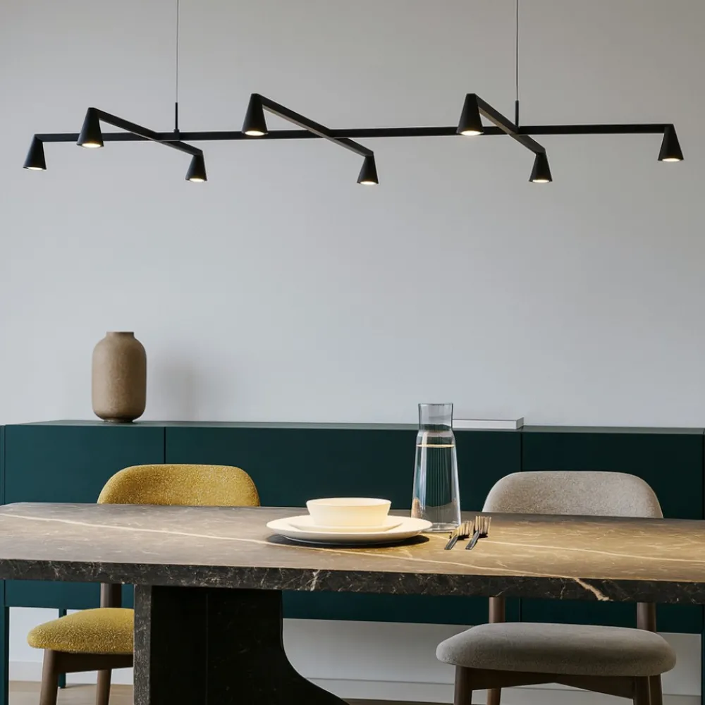 Lampadari Moderni-Selezionato da Mazzolaluce Lampadario led nero moderno per illuminazione tavolo salone