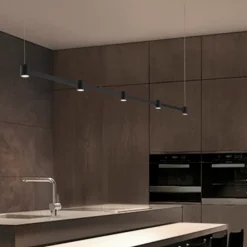 Lampadari Cucina-Selezionato da Mazzolaluce Lampadario led 30w 3000k nero barra orizzontale per cucina