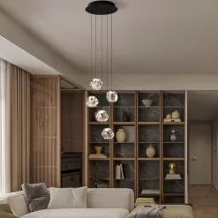 Lampadari Moderni-Selezionato da Mazzolaluce Lampadario led 25w 3000k 5 sfere pendenti per soggiorno moderno