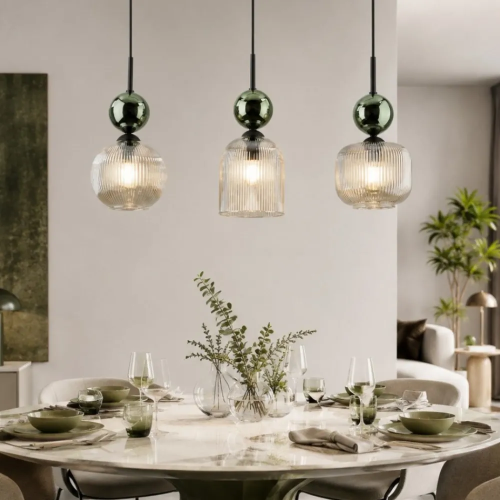 Lampadari Moderni-Selezionato da Mazzolaluce lampadario 3 luci vetri ambra verde per sala da pranzo