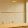 Lampadari Moderni-Selezionato da Mazzolaluce Lampadario lungo orizzontale led oro moderno da sala