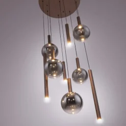 Lampadari Moderni-Selezionato da Mazzolaluce Lampadario marrone con sfere di vetro per soggiorno moderno