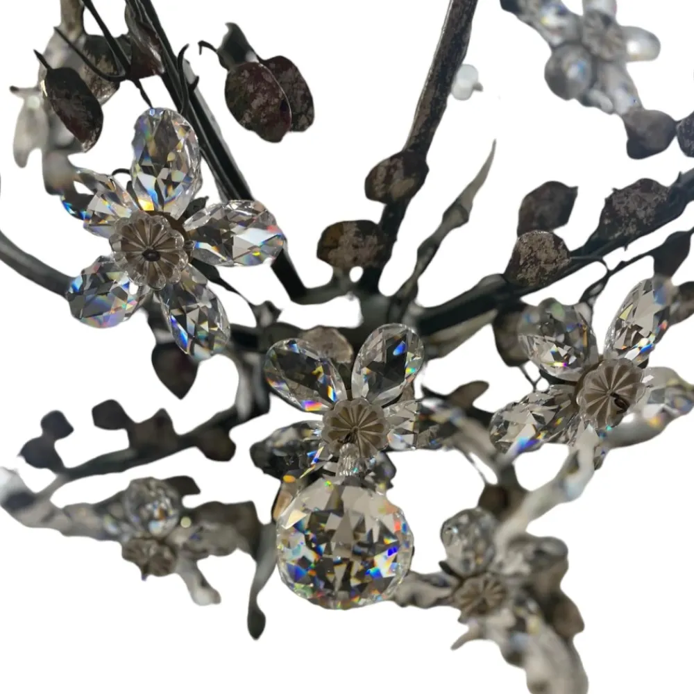 Lampadari Moderni-Selezionato da Mazzolaluce Lampadario mechini ferro battuto swarovski per salone fp