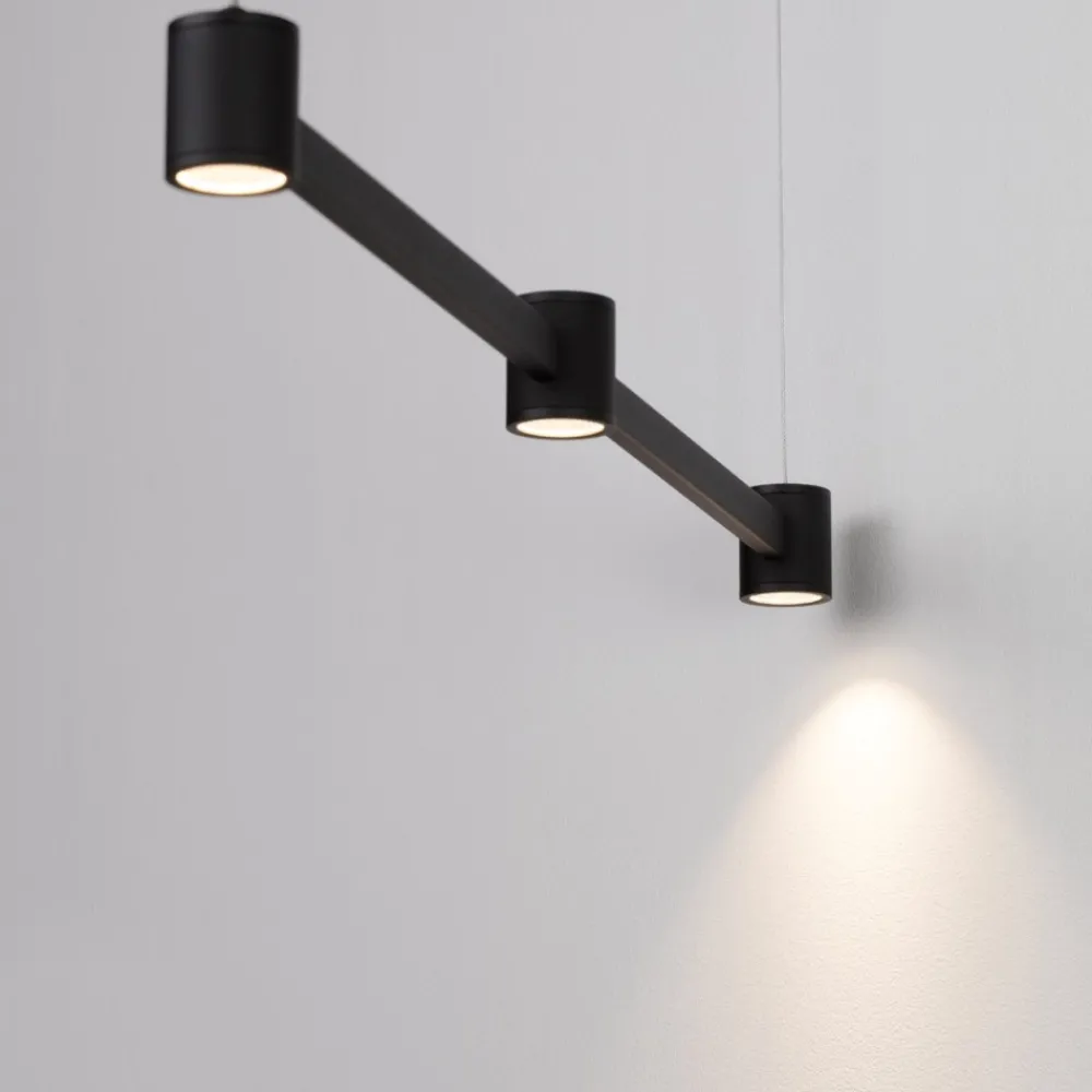 Lampadari Moderni-Selezionato da Mazzolaluce Lampadario moderno barra nero led 21w 3000k per tavolo