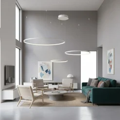 Lampadari Moderni-Selezionato da Mazzolaluce Lampadario moderno bianco per salotto tre anelli led 3000k dimmerabile