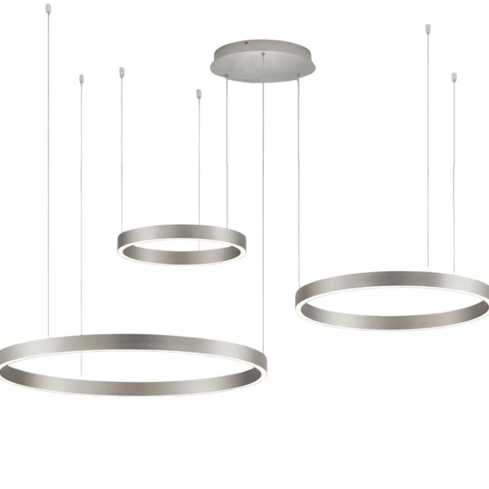 Lampadari Moderni-Selezionato da Mazzolaluce Lampadario moderno cerchi champagne argento per soggiorno