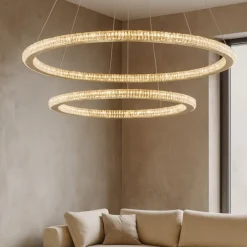 Lampadari Moderni-Selezionato da Mazzolaluce Lampadario moderno cerchi led oro per soggiorno contemporaneo