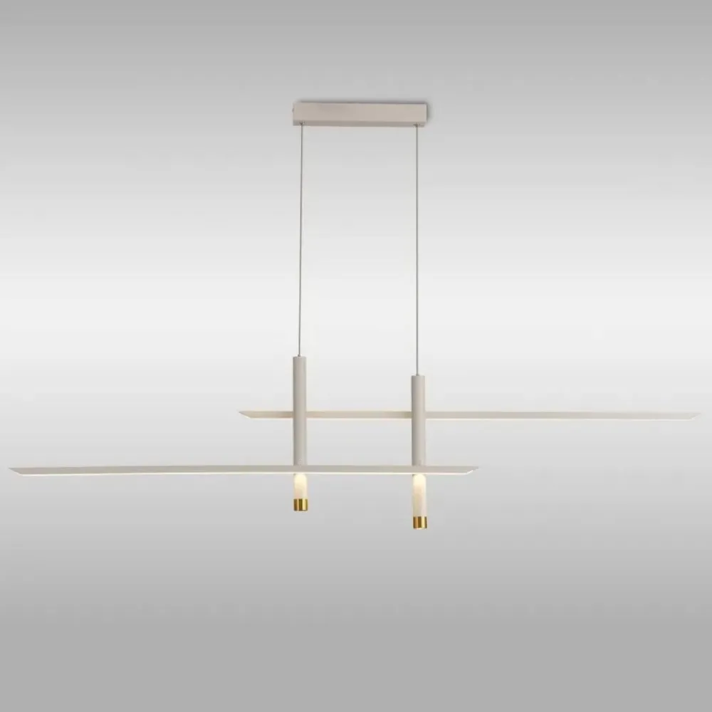 Lampadari Moderni-Selezionato da Mazzolaluce Lampadario moderno design bianco oro per soggiorno
