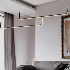 Lampadari Moderni-Selezionato da Mazzolaluce Lampadario moderno design nero per tavolo soggiorno led 40w 3000k