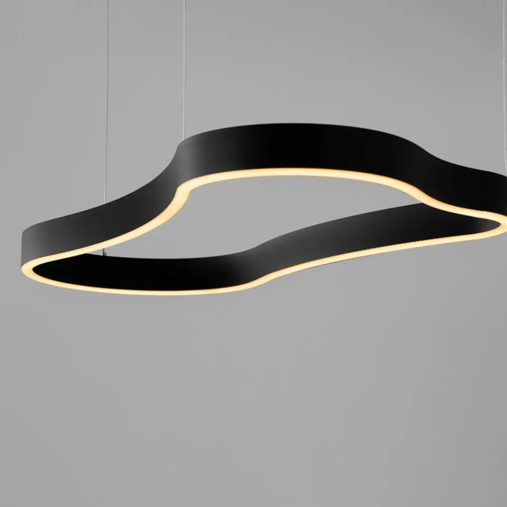 Lampadari Moderni-Selezionato da Mazzolaluce Lampadario moderno design originale colore nero led 3000k