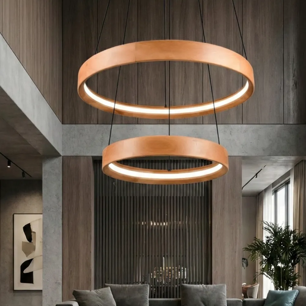Lampadari Moderni-Selezionato da Mazzolaluce Lampadario moderno due anelli di legno naturale led dimmerabile