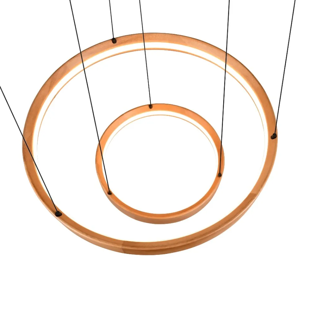 Lampadari Moderni-Selezionato da Mazzolaluce Lampadario moderno due anelli di legno naturale led dimmerabile