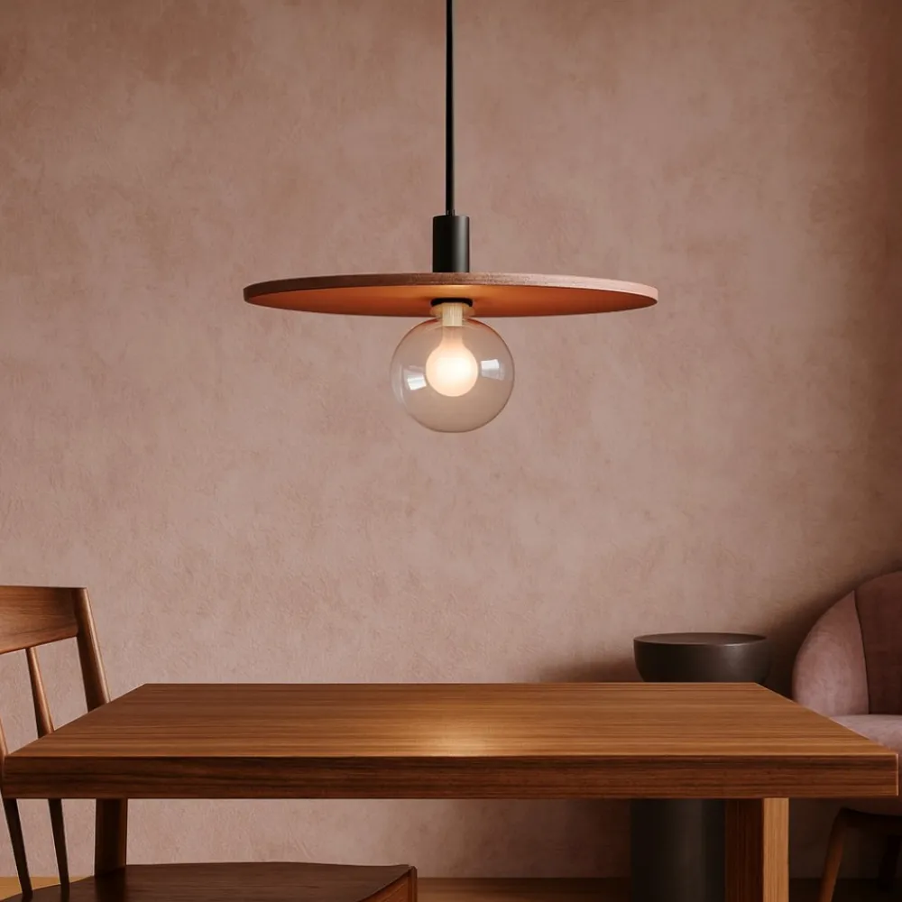 Lampadari Moderni-Selezionato da Mazzolaluce Lampadario moderno hos disco rosso in cemento