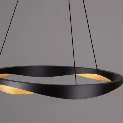 Lampadari Moderni-Selezionato da Mazzolaluce Lampadario moderno led cerchio design nero oro moderna