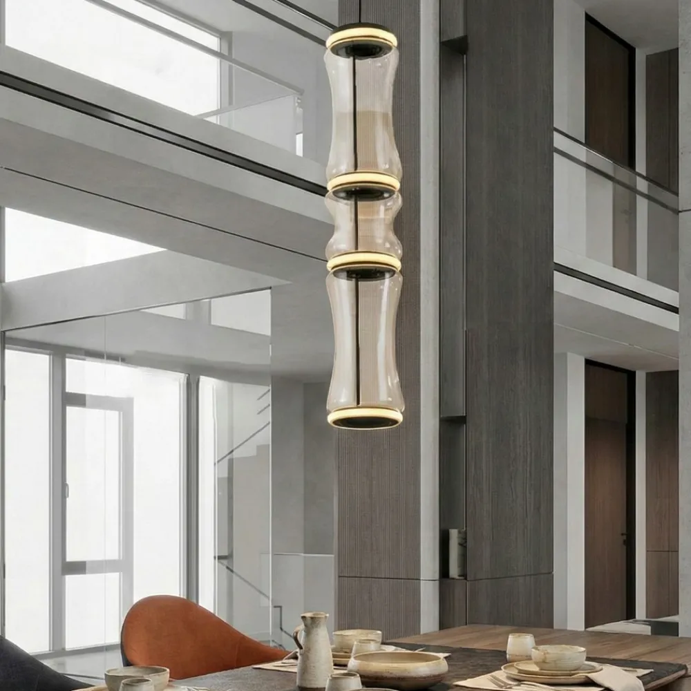 Lampadari Moderni-Selezionato da Mazzolaluce Lampadario moderno led tubolare nero vetro trasparente