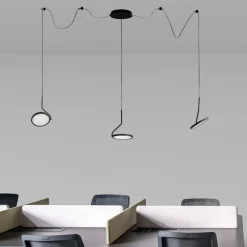 Lampadari Moderni-Selezionato da Mazzolaluce Lampadario moderno 3 luci led 3000k con decentramento