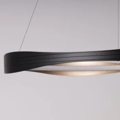Lampadari Moderni-Selezionato da Mazzolaluce Lampadario moderno nero oro anello led 2700k-5000k con telecomando