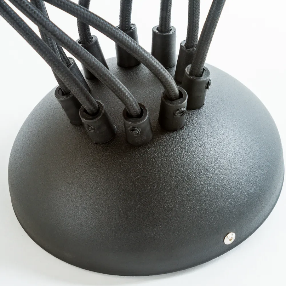 Lampadari Moderni-Selezionato da Mazzolaluce Lampadario moderno nero per salotto design particolare