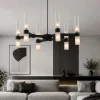 Lampadari Moderni-Selezionato da Mazzolaluce Lampadario moderno nero vetri tubolari bianchi design per soggiorno 12 luci
