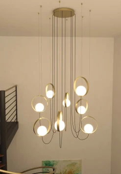 Lampadari Moderni-Selezionato da Mazzolaluce Lampadario moderno oro per soggiorno a cascata led 40w 3000k